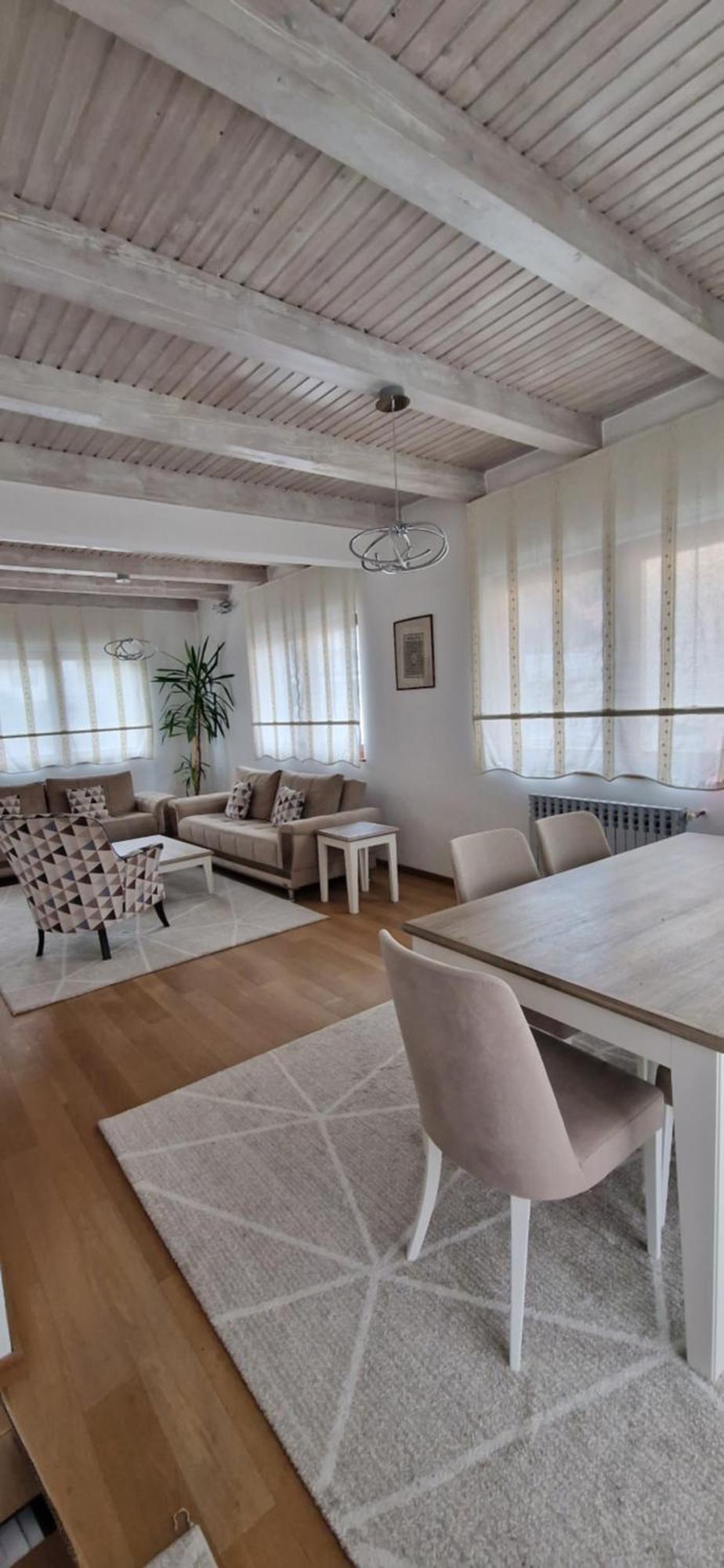 Family Apartment With Garden Sarajevo Buitenkant foto